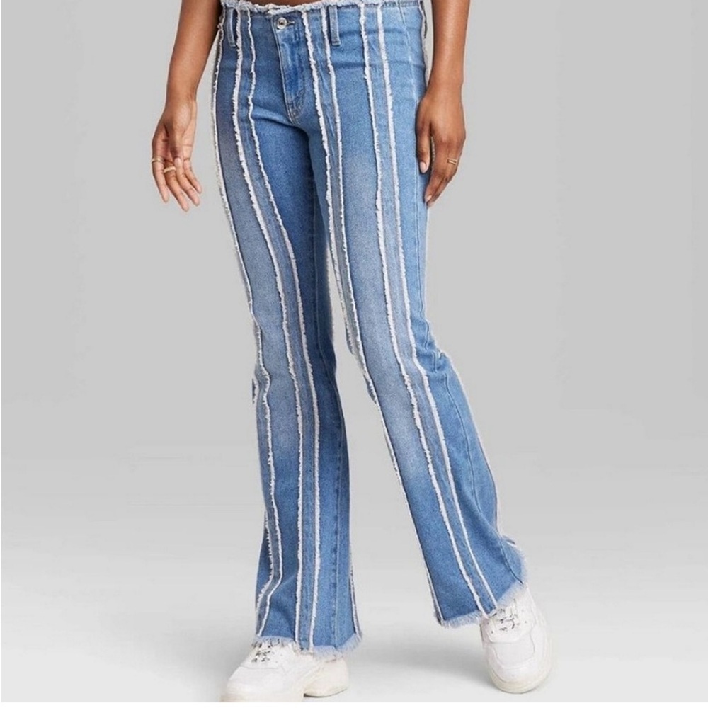 Low rise distress jeans size 18
